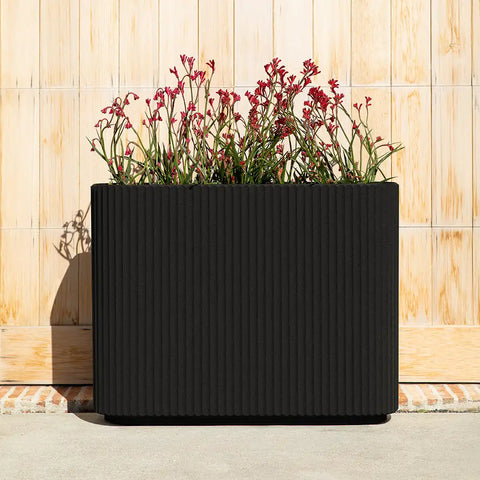 demi span planter