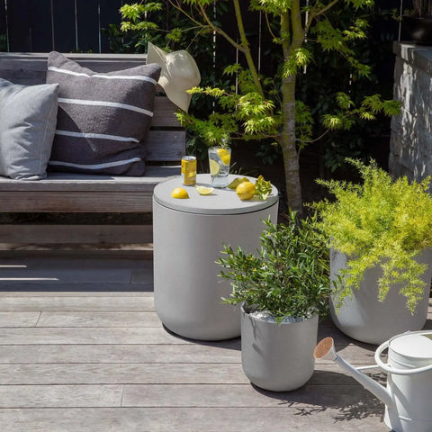 kona chill side table